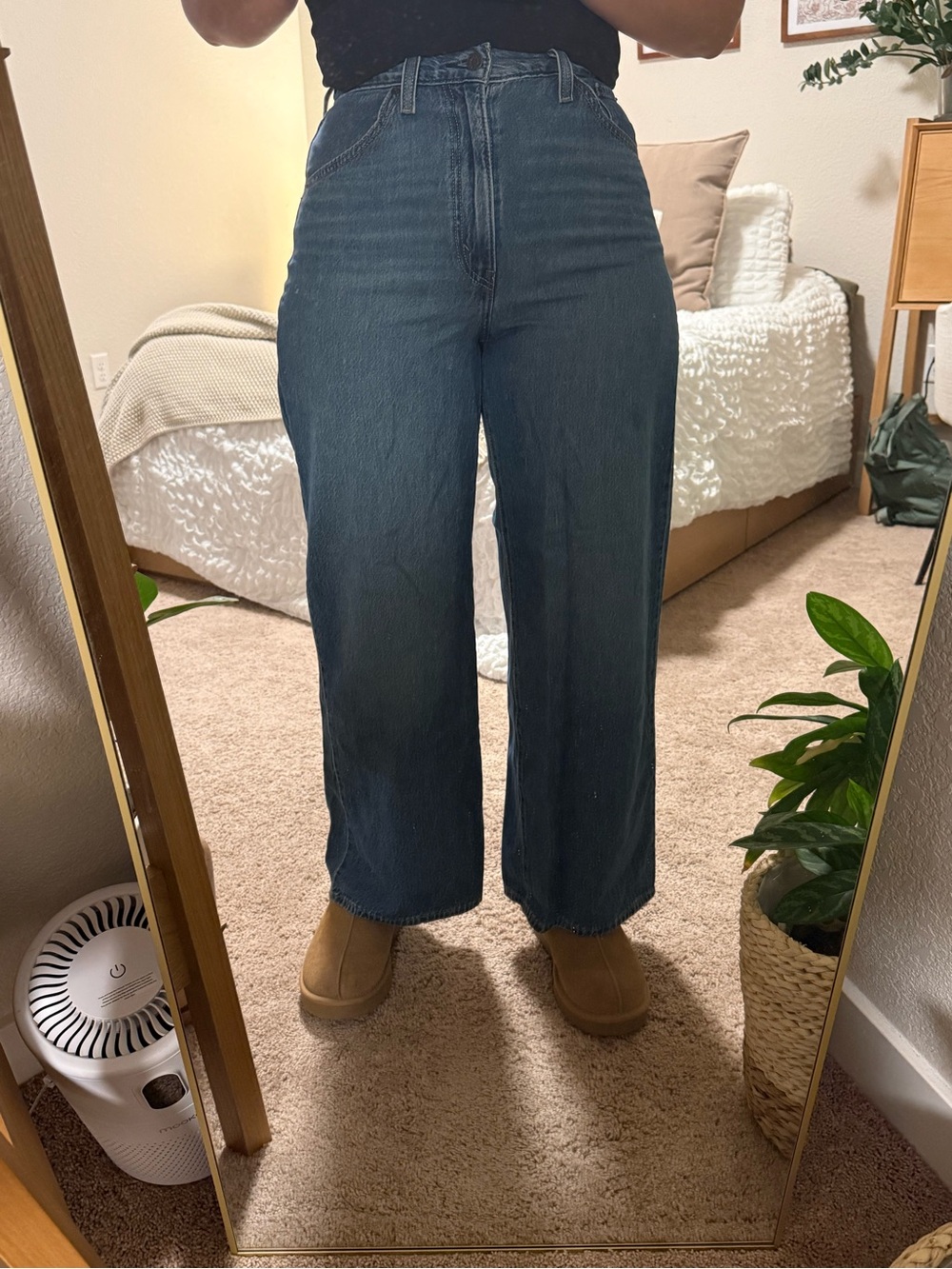 Levi’s High-Rise cinch waist Wide Leg Women's Jeans in Dark Blue size 29